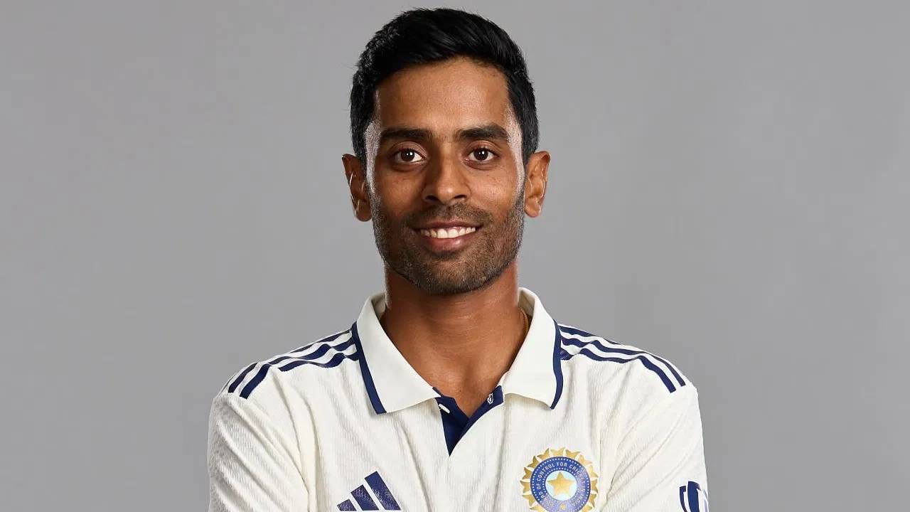 अभिमन्यू ईश्वरन हा कमनशिबी निघाला. त्याची इंग्लंड दौऱ्यासाठी निवड झाली होती. पण पाचही कसोटी सामन्यात बेंचबर बसला. त्याला प्लेइंग 11 मध्ये संधी मिळाली नाही. आता वेस्ट इंडिज दौऱ्यातूनही वगळण्यात आलं आहे. 