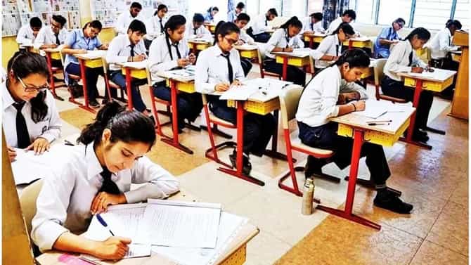 या हिंदी भाषिक राज्यालाच हिंदीचे वावडे, आता या विषयापासून सुरू होणार बोर्डाची परीक्षा