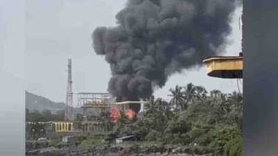 मोठी बातमी! उरणमधील ONGC प्रकल्पाला भीषण आग, आगीचे लोळ पाहून लोकांमध्ये घबराट