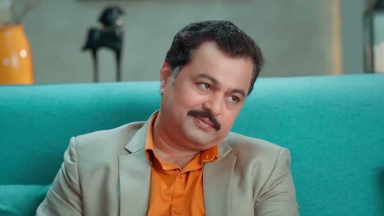 झी मराठी वाहिनीवरील 'वीण दोघातली ही तुटेना' ही मालिका आता उत्कंठावर्धक वळणावर आली आहे. काही दिवसांपूर्वी समरने रागाच्या भरात स्वानंदीला अटक करण्याचा कट रचला होता. पण आनंदने तो थांबवण्याचा प्रयत्न केला. आता आजी स्वानंदीला समरच्या बंगल्यात आणते आणि तिथे दोघांचा अनपेक्षितपणे आमनासामना होताना दिसणार आहे.