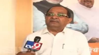 राजकारणात असे नवे पुढारी..., विखे पाटलांनी हाकेंना चांगलंच सुनावलं