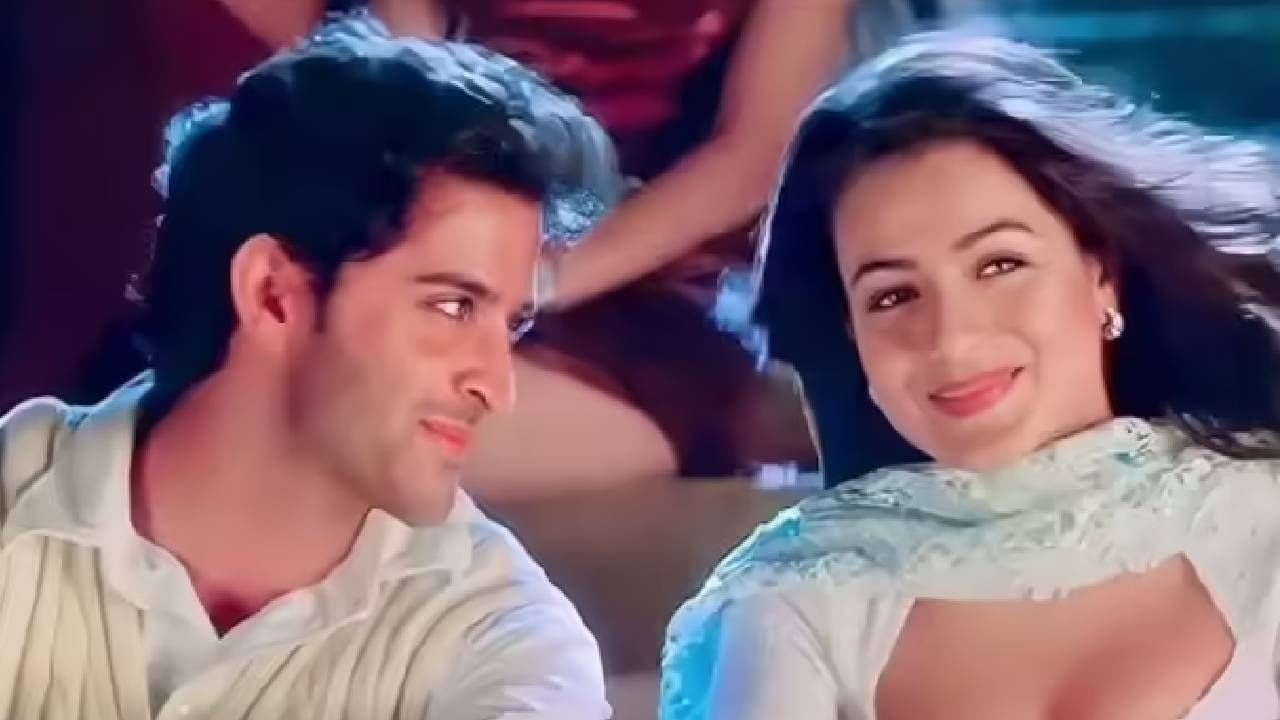 ही अभिनेत्री दुसरी-तिसरी कोणी नसून 2000 मध्ये 'कहो ना प्यार है' या चित्रपटातून बॉलिवूडमध्ये पदार्पण करणारी अमिषा पटेल आहे. या पहिल्यावहिल्या चित्रपटातून तिला प्रचंड लोकप्रियता मिळाली होती. नुकत्याच दिलेल्या एका मुलाखतीत अमिषा तिच्या या प्रवासाविषयी मोकळेपणे व्यक्त झाली. 
