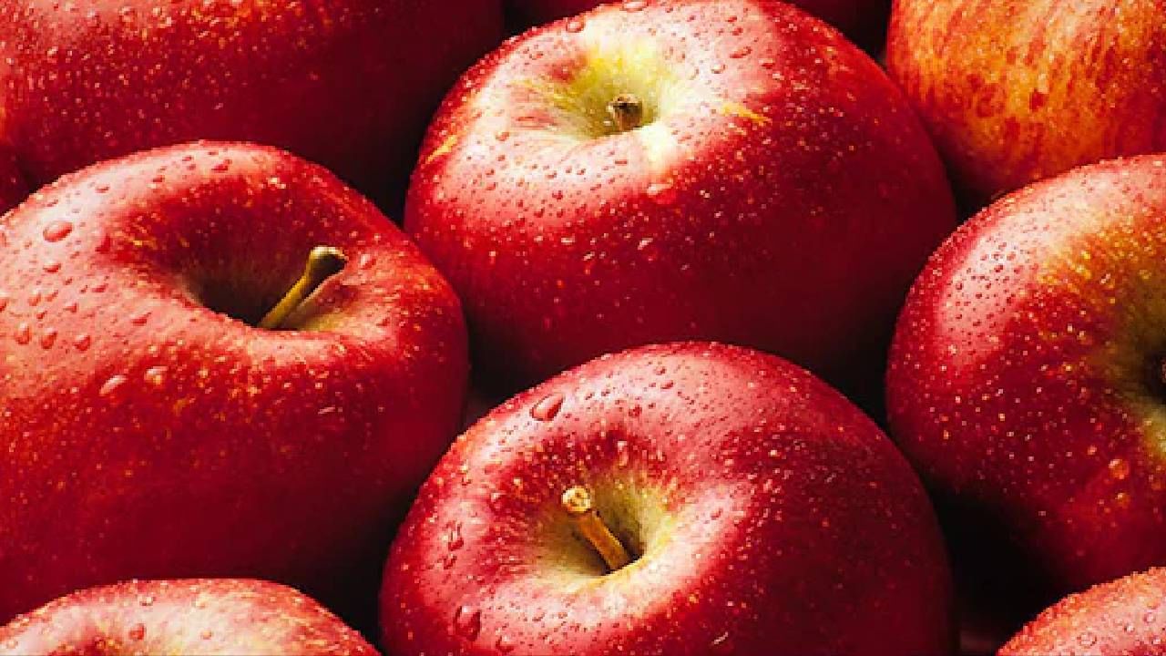  एक महिने दररोज सकाळी उपाशी पोटी तुम्ही सफरचंद खाल्ले तर आरोग्याच्या सर्व समस्या दूर होतील. मात्र, याकरिता दररोज सकाळी उपाशी पोटी सफरचंद खावे लागेल. 