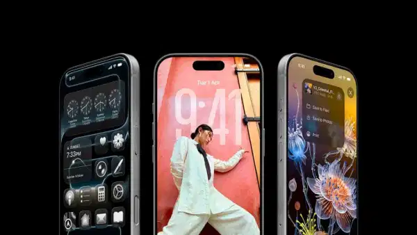 iPhone 17 Pro Price in India: हा फोन तुम्ही 256GB, 512GB आणि 1TB अशा तीन स्टोरेज पर्यायांमध्ये खरेदी करू शकता. 256GB साठी 1,34,900 रुपये, 512GB साठी 1,54,900 रुपये आणि 1TB टॉप व्हेरिएंटसाठी 1,74,900 रुपये खर्च करावे लागतील.