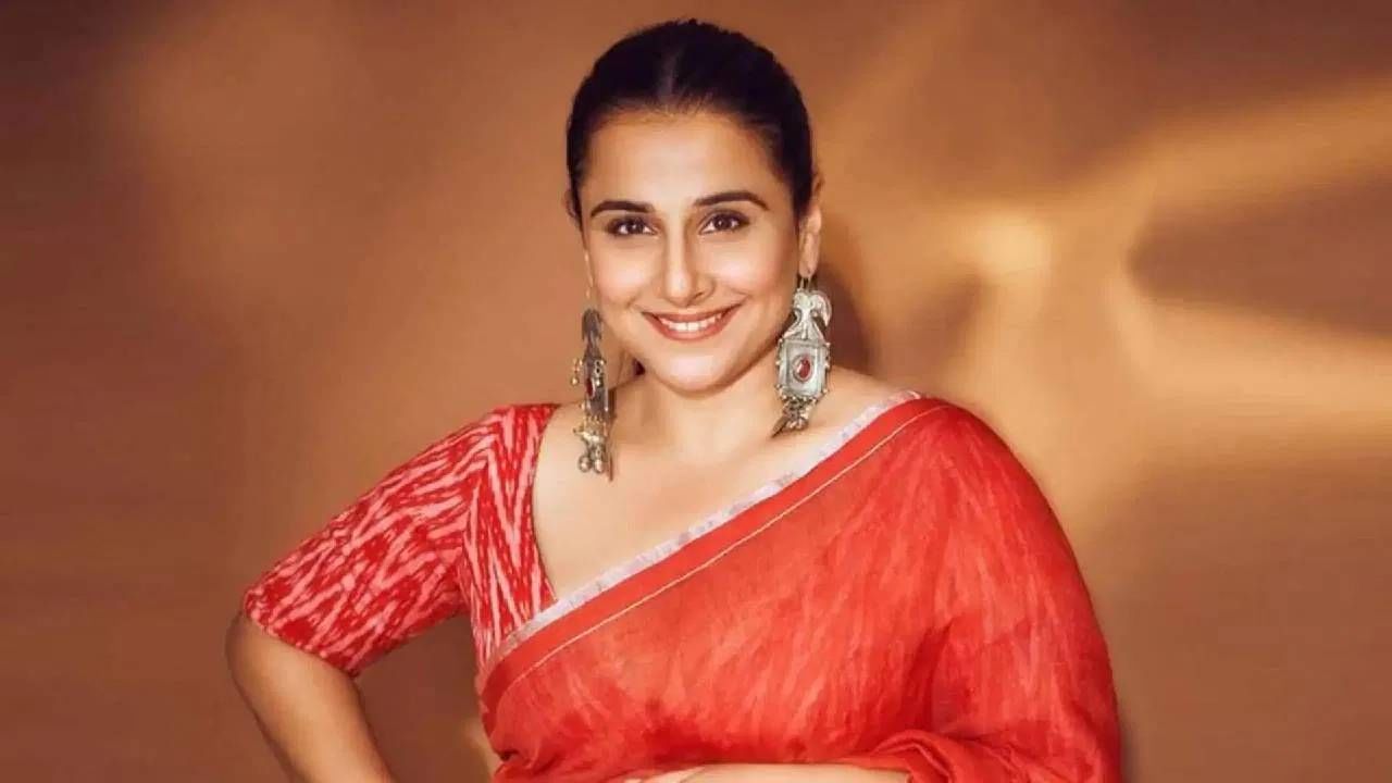 मागे विद्या बालनला एका मुलाखतीत पॉर्न फिल्म आणि सेक्सबद्दल प्रश्न विचारण्यात आलेले. त्यावेळी तिने नेहमीच्या बिनधास्त स्वभावाप्रमाणे मोकळेपणाने आपले विचार व्यक्त केलेले. विद्या बालनने समदीश भाटियाचं चॅनल 'अनफिल्टर्ड बाई समदीश'मध्ये पॉर्न चित्रपटांसंबंधी झालेल्या प्रश्नावर आपले विचार मांडलेले. 