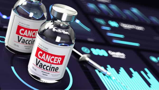 Explainer : केमोथेरपीच्या वेदनेतून सुटका होणार ? नवी कॅन्सर लस किती प्रभावी ठरणार ?