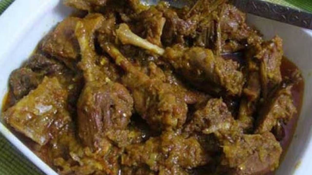 चवीसाठी चिकन खाल्लं पण संपूर्ण कुटुंबासोबत नको ते घडलं, 3 वर्षाच्या मुलीचा मृत्यू आणि...