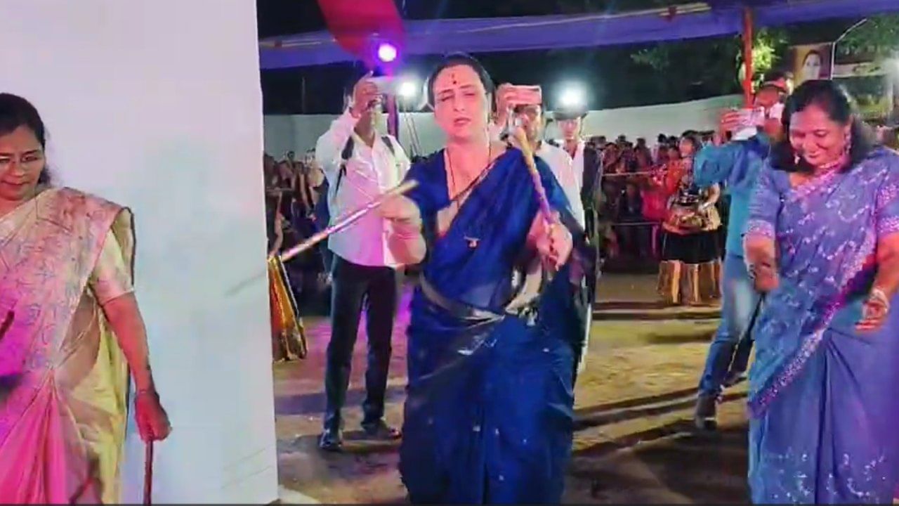 सध्या सर्वत्र नवरात्रौत्सव मोठ्या उत्साहात आणि भक्तीपूर्ण वातावरणात साजरा होत आहे. नऊ दिवसांच्या या उत्सवात आदिशक्तीची आराधना करण्यासोबतच गरबा आणि दांडियाची क्रेझही पाहायला मिळत आहे.