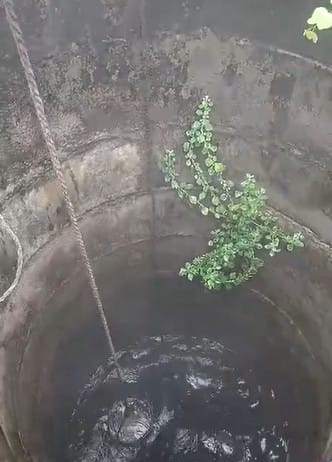 गरम पाण्याच्या झऱ्यांची नोंद अनेक ठिकाणी झालेली असली तरी गडचिरोली जिल्ह्यात प्रथमच अशी घटना समोर आल्याने प्रशासनाने याचे संशोधन करण्याची मागणी गावकऱ्यांनी केली आहे.