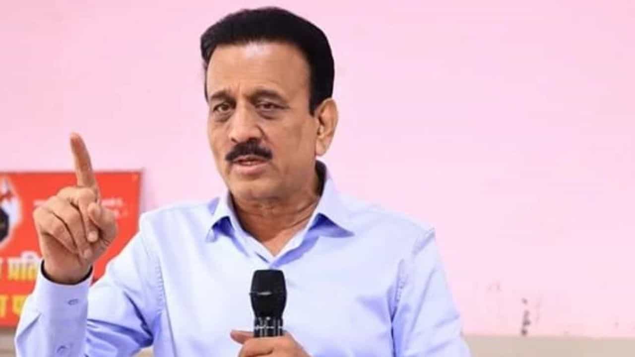 त्रास देणाऱ्यांना भाजपमध्ये घ्या म्हणजे...; गिरीश महाजनांचं 'ते' विधान चर्चेत