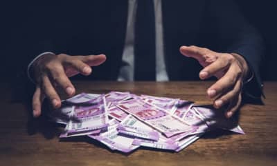 या देशात भारतीय रुपयाला मोठा भाव, खिशात असले हजार रुपये तरी लखपती झाल्यासारखा रुबाब