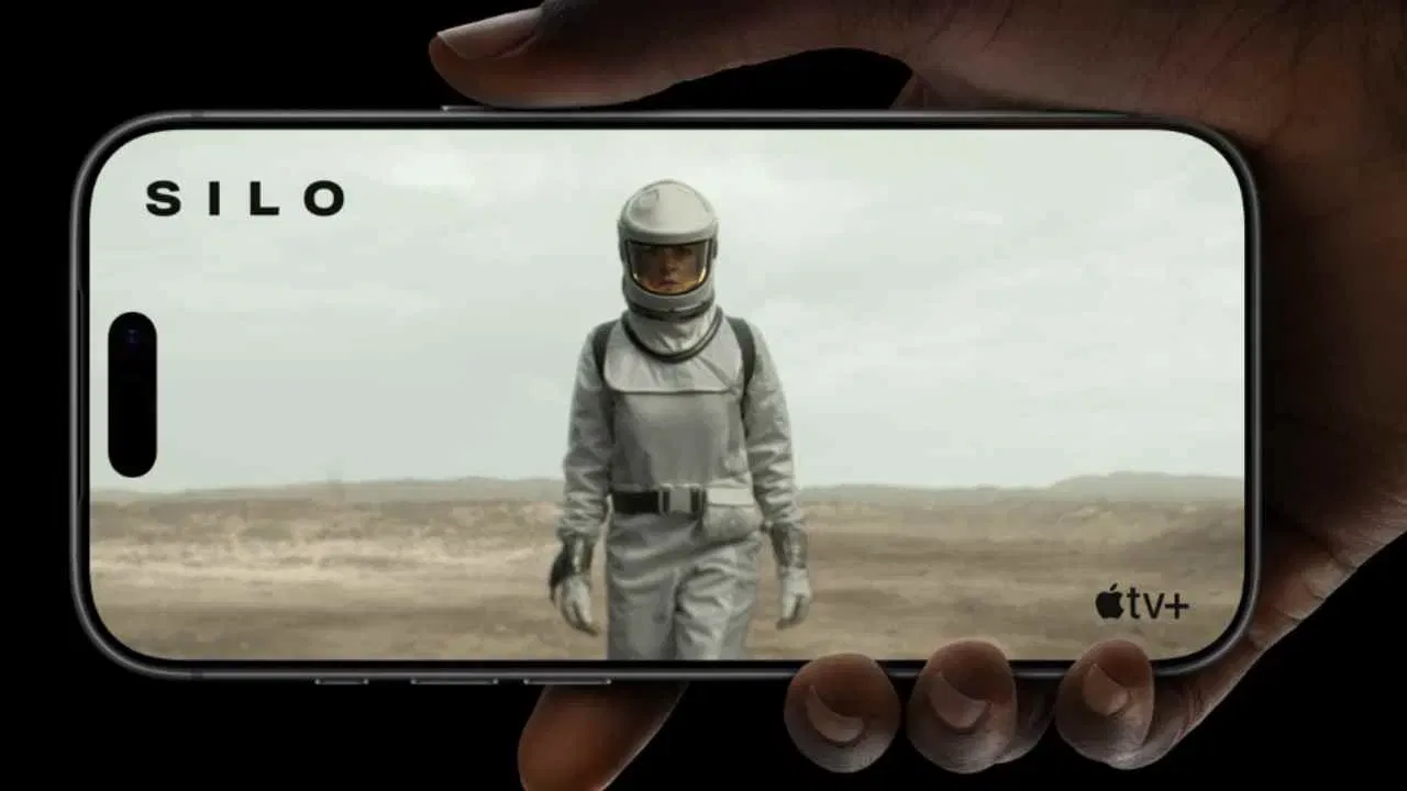 iPhone 17 Pro Price in Vietnam: व्हिएतनाममध्ये iPhone 17 Pro ची सुरुवातीची किंमत VND34999000 (अंदाजे 1,17,596 रुपये) आहे. 512 GB व्हेरिएंटची किंमत VND41499000 (अंदाजे 1,39,436 रुपये) आणि 1 TB व्हेरिएंटची किंमत VND47999000 (अंदाजे 1,61,276 रुपये) आहे.