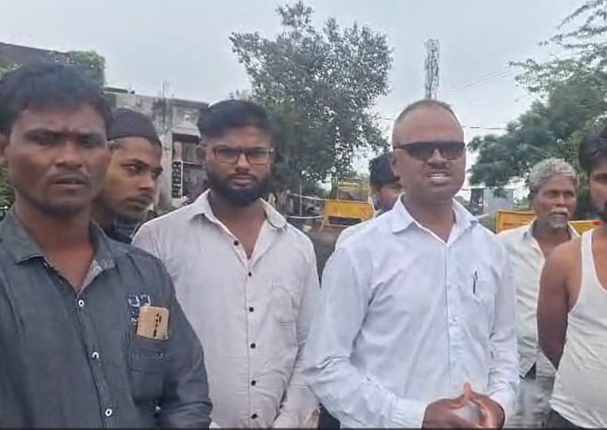 मात्र काही सुज्ञ तरुणाने घाबरून न जाता प्रत्यक्ष धरणावर जाऊन चित्रीकरण केले. आणि ही चित्रफित सर्व ग्रामस्थांना दाखवली. त्यामुळे धरण फुटले नसल्याचे पाहून सर्व ग्रामस्थांना दिलासा मिळाला. पण सध्या या अफवेमुळे सर्वच ग्रामस्थांची झोप मात्र उडाली होती.