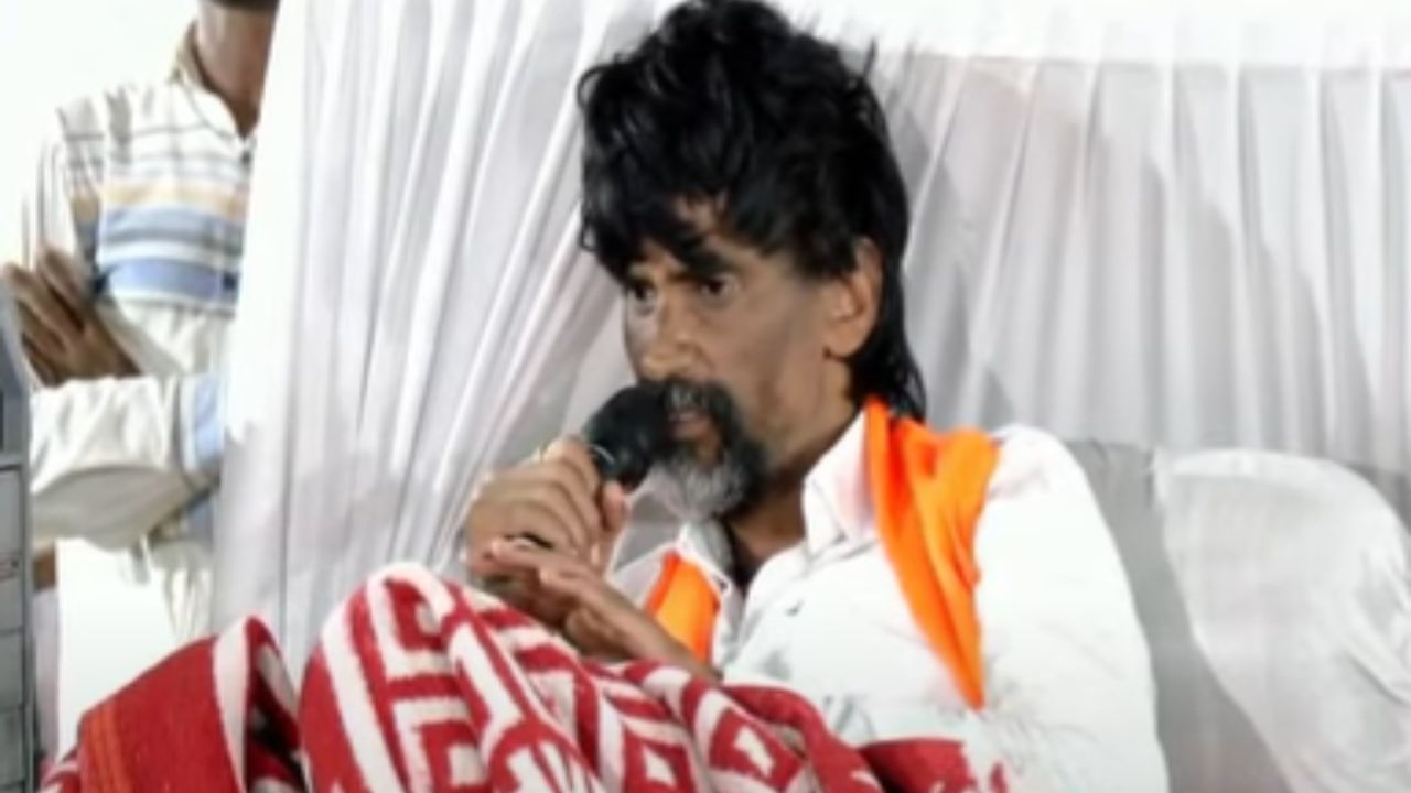 'तुमच्यामुळे माझी जात हरू नये, माझी तुम्हाला शेवटची विनंती', मनोज जरांगे पाटलांचे आंदोलकांना आवाहन 'तुमच्यामुळे माझी जात हरू नये, माझी तुम्हाला शेवटची विनंती', मनोज जरांगे पाटलांचे आंदोलकांना आवाहन