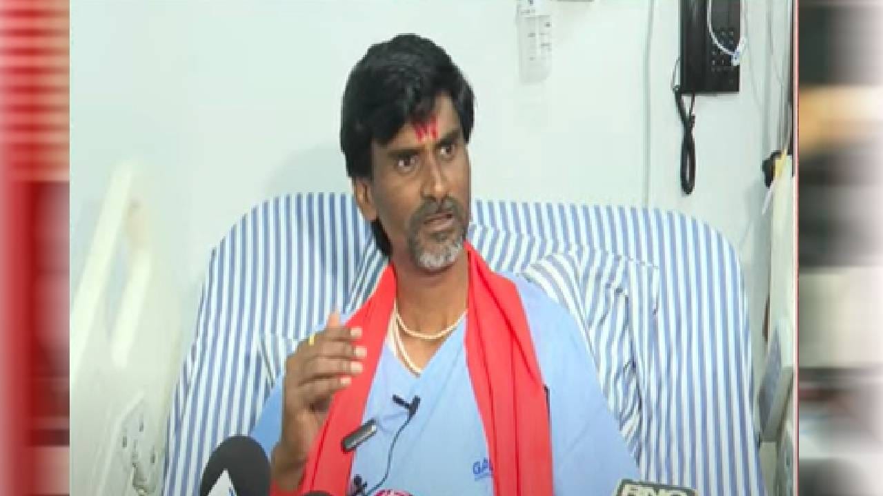 Manoj Jarange Patil  : तरी त्याच्या अंगातील खोड जाणार नाही - जरांगेचा कोणावर निशाणा ?
