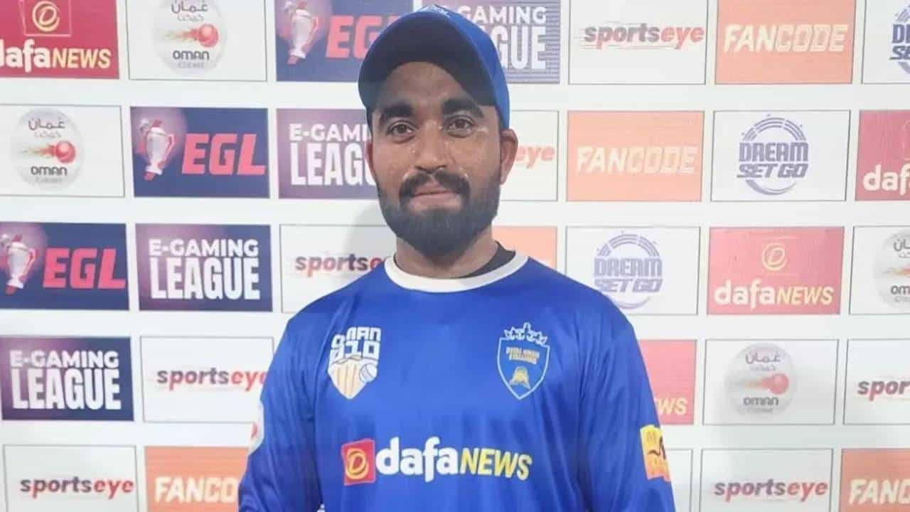 India vs Oman Asia Cup 2025 : अभिषेक शर्मा-हार्दिकला एकाच ओव्हरमध्ये आऊट करणारा जितेन रामानंदी कोण आहे? पंड्याशी त्याचं काय नातं आहे?