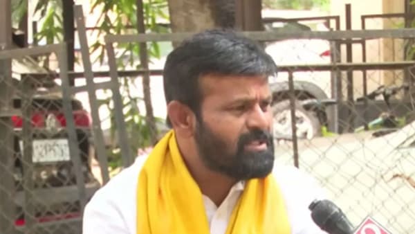 Laxman Hake : लग्नाबाबतचं ते वादग्रस्त वक्तव्य भोवलं, लक्ष्मण हाकेंना मोठा दणका, बीडमध्ये नेमकं काय घडलं?