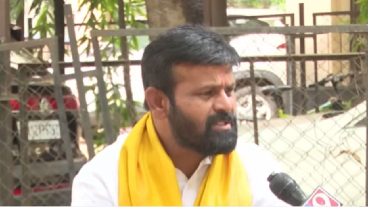 Laxman Hake | जीआरमुळे ओबीसींचं आरक्षण संपलंय; लक्ष्मण हाकेंनी व्यक्त केली खंत Laxman Hake | जीआरमुळे ओबीसींचं आरक्षण संपलंय; लक्ष्मण हाकेंनी व्यक्त केली खंत