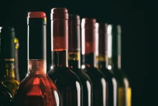 (टीप- या लेखाच्या माध्यमातून मद्यप्राशन करण्यास प्रोत्साहन देण्याचा आमचा हेतू नाही. मद्य हे आरोग्यास हानिकारक असते.)