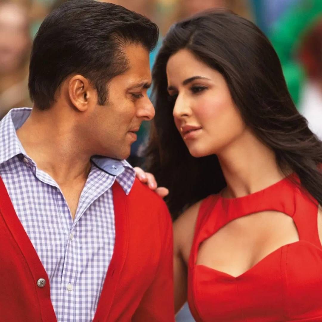 हो बरोबर आहे तुमचं गेस. हा सलमान खानचा Ek The Tiger चित्रपट आहे.यात त्याच्या अपोजिट कटरीना कैफ होती. 13 वर्षापूर्वी हा चित्रपट ब्लॉकबस्टर ठरलेला. YRF स्पाई यूनिवर्सचा हा पहिला चित्रपट खूप गाजलेला. सलमान-कतरिनाची जोडी हिट ठरलेली. या पिक्चर नंतर सलमान खानचा टायगर जिंदा है चित्रपट आला.तेच टायगर 3 सुद्धा रिलीज झालाय. 