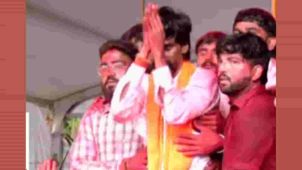 अखेर लढ्याला यश आलं अन् मनोज जरांगेंना अश्रु अनावर झाले!