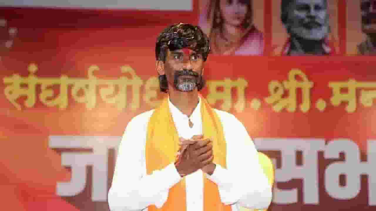 Manoj Jarange Patil : मराठा आंदोलकांवरील केसेस मागे घेणार! जीआर काढण्यास सरकार तयार