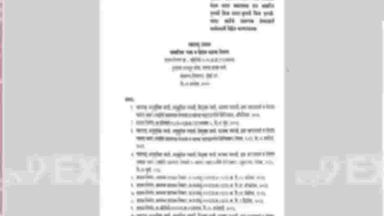 उपोषण यशस्वी! वकिलांकडून जीआरचा अभ्यास अन् आंदोलकांचा जल्लोष उपोषण यशस्वी! वकिलांकडून जीआरचा अभ्यास अन् आंदोलकांचा जल्लोष