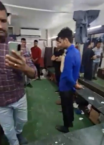 कपाडात लपवलेल्या या सर्व पाच मुलींचीही सुटका करण्यात आल्याची माहिती DCP राहुल चव्हाण यांनी दिली आहे. बारमध्ये बेकायदेशीररीत्या काही महिला ठेवण्यात येत असल्याची माहिती पोलिसांना मिळाली होती. 