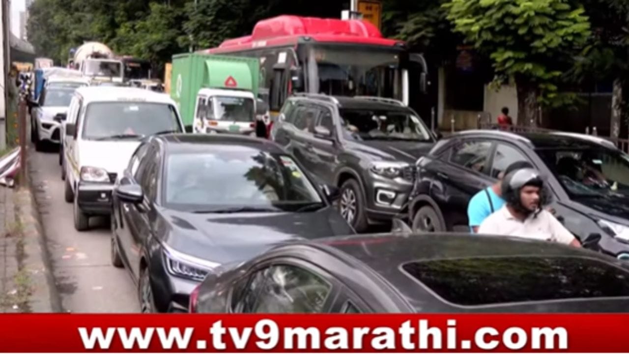 प्रभादेवी पूल बंद केल्याने दादर-परळमध्ये वाहतूक कोंडी प्रभादेवी पूल बंद केल्याने दादर-परळमध्ये वाहतूक कोंडी