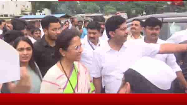 नाशिकमध्ये शरद पवार गटाचा आक्रोश मोर्चा