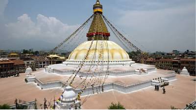 नेपाळमध्ये रविवारी सुट्टी का नाही ? सातही दिवस करतात काम लोक ?