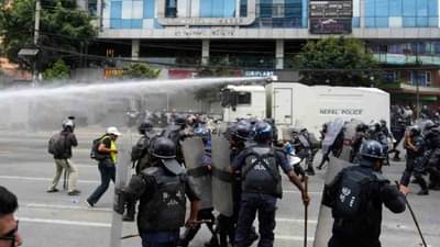 Nepal Gen Z Protest : मोठी बातमी! दिसताक्षणी गोळी घाला, नेपाळमधील हाहा:कार थांबवण्यासाठी सरकारचा थेट आदेश!