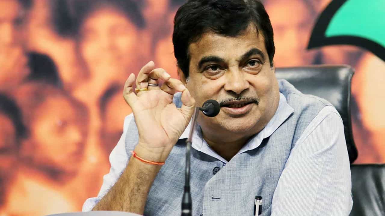 परमेश्वराचे उपकार आम्हा ब्राह्यणांना आरक्षण..; गडकरींची उपहासात्मक टीका
