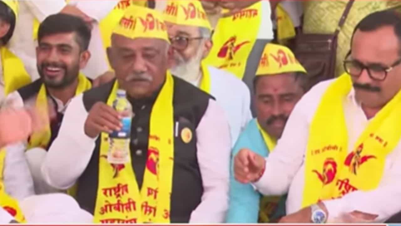 मंत्री अतुल सावेंची मध्यस्थी अन् तायवाडेंची आंदोलन थांबवण्याची घोषणा