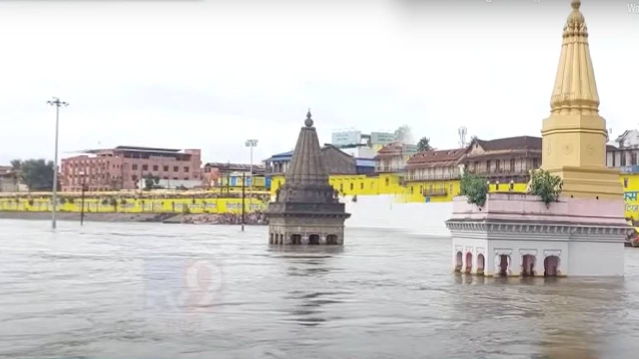 Pandharpur Rain : पंढरपुरात पावसाचा कहर, चंद्रभागेचं पाणी वाढलं, पुरामुळं दगडी पूल अन् मंदिरं पाण्याखाली...