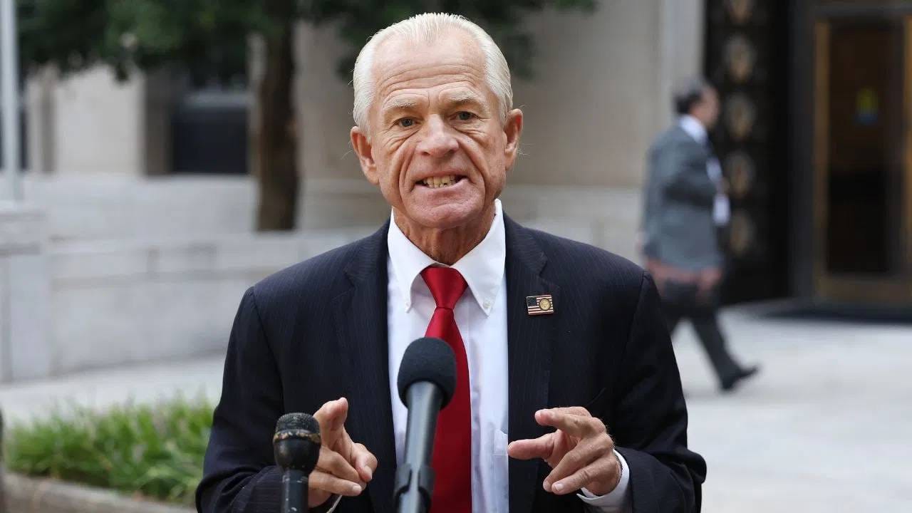 Who is Peter Navaro : मोदी युद्ध, मनी लॉन्ड्रिंग मशीन, भारताविरुद्ध इतकी गरळ ओकणारे हे नवारो कोण आहेत? Who is Peter Navaro : मोदी युद्ध, मनी लॉन्ड्रिंग मशीन, भारताविरुद्ध इतकी गरळ ओकणारे हे नवारो कोण आहेत?