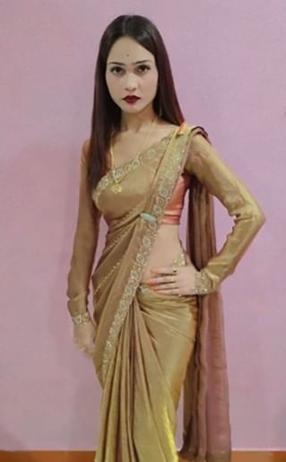 दरम्यान, गोविंद बर्गे यांनी आत्महत्या केल्यानंतर पूजा गायकवाडची महाराष्ट्रभर चर्चा झाली. अनेकांनी तिचे इन्स्टाग्राम या सोशल मिडियावरील अकाऊंट शोधून काढले. तिने तिच्या खात्यावर डान्सचे काही व्हिडीओ अपलोड केले होते. तिच्या याच व्हिडीओंची सध्या सगळीकडे चर्चा होत आहे. 