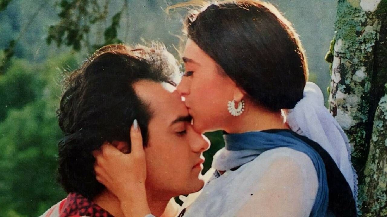 करिश्मा आणि आमिरच्या या चित्रपटाने बॉक्स ऑफिसवर छप्परफाड कमाई केली होती. यामध्ये दोघांचा एक किसिंग सीनसुद्धा होता, ज्याची तुफान चर्चा झाली होती. या एका किसिंग सीनसाठी तब्बल 47 रिटेक्स द्यावे लागले होते. 
