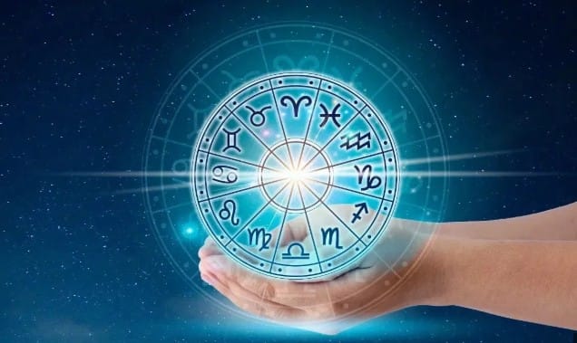 Disclaimer: वरच्या लेखातील माहिती ही प्राथमिक स्वरुपाची आहे. आम्ही या माहितीची पुष्टी करत नाही किंवा समर्थनही देत नाही. या लेखाच्या माध्यमातून अंधश्रद्धा पसरवण्याचा आमचा उद्देश नाही. वरच्या लेखात दिलेल्या माहितीवरून कोणताही निर्णय घेण्याआधी त्या-त्या क्षेत्रातील तज्ज्ञांचा सल्ला आवश्य घ्या.  