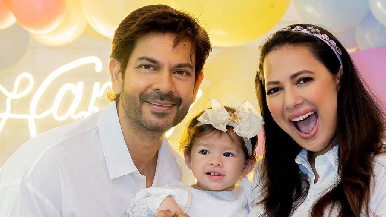 'द कपिल शर्मा शो' फेम अभिनेत्री रोशेल रावने 2023 मध्ये मुलगी जोसेफिन सीक्वेराला जन्म दिला होता. त्यानंतर ती सोशल मीडियापासून दूर गेली. आता तिची मुलगी दोन वर्षांची होणार असून त्यापूर्वी रोशेलने सोशल मीडियावर पोस्ट लिहिली आहे.