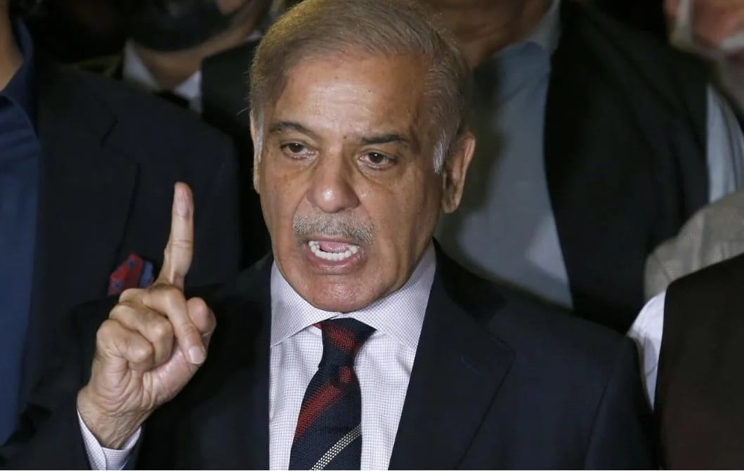 भलेभले झाले बर्बाद, आता इस्राईलशी पाकिस्तान पंगा घेणार ?, शाहबाज शरीफ यांनी केली ही घोषणा भलेभले झाले बर्बाद, आता इस्राईलशी पाकिस्तान पंगा घेणार ?, शाहबाज शरीफ यांनी केली ही घोषणा