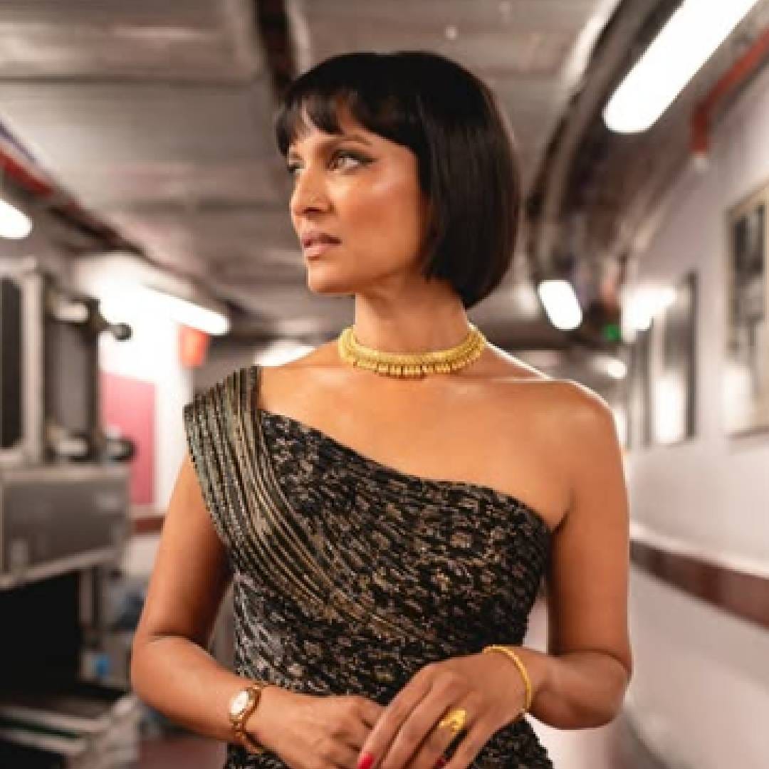 12 वेळा ग्रॅमी अवॉर्डसाठी नॉमिनेट झालेल्या अनुष्का शंकरने लिहिलय की, एक प्रकारे हे एक शरीर आहे. यात काही खास नाहीय. दुसऱ्या शरीराप्रमाणे हा सुद्धा एक चमत्कार आहे. "मी विचार करते की, माझ्या शरीराने मला कुठल्या-कुठल्या परिस्थितीतून जाण्यासाठी मदत केली. तेव्हा माझ्या मनात कृतज्ञतेची भावना येते. 44 वर्षीय अनुष्कासाठी तिचं शरीर एक पूर्ण, शक्तीशाली योद्धा आहे"