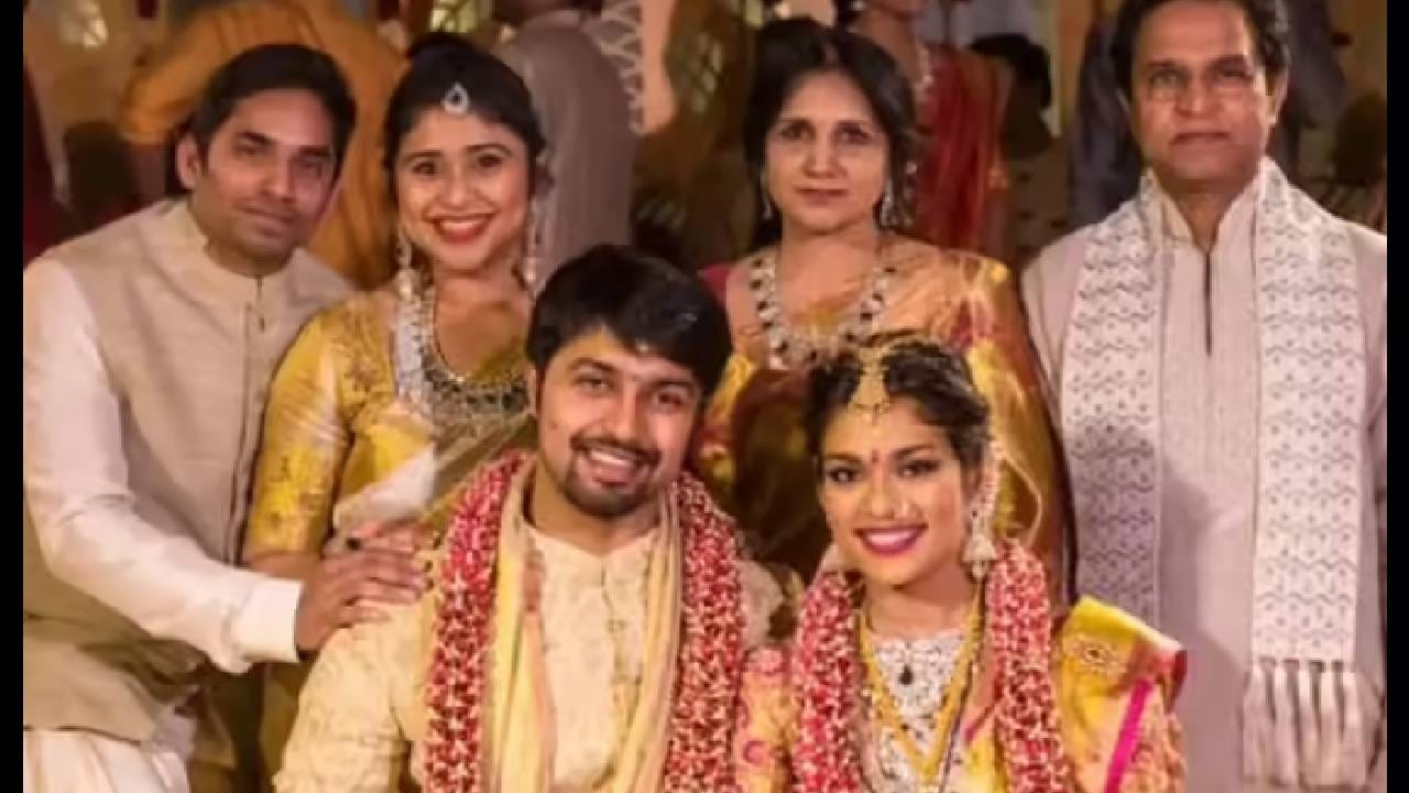 लग्नाच्या 7 वर्षानंतर 2014 साली श्रीजाचा घटस्फोट झाला आणि ती तिच्या माहेरी परतली. शिरीष राजकारणातही सामील झाला. मात्र घटस्फोटानंतर 10 वर्षांनी त्याचे निधन झाले. फुफ्फुसांचा त्रास हे त्याच्या मृत्यूचे कारण ठरल्याची चर्चा होती. 