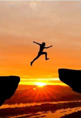 आज स्वाधीन यांना अनेक मानाचे पुरस्कार मिळालेले आहेत. ते एक मोटीवेशनल स्पीकर म्हणूनही ओळखले जातात. आज त्यांची ही कंपनी चांगले काम करत असून त्यांचे हे काम अनेकांसाठी प्रेरणा ठरले आहे. 