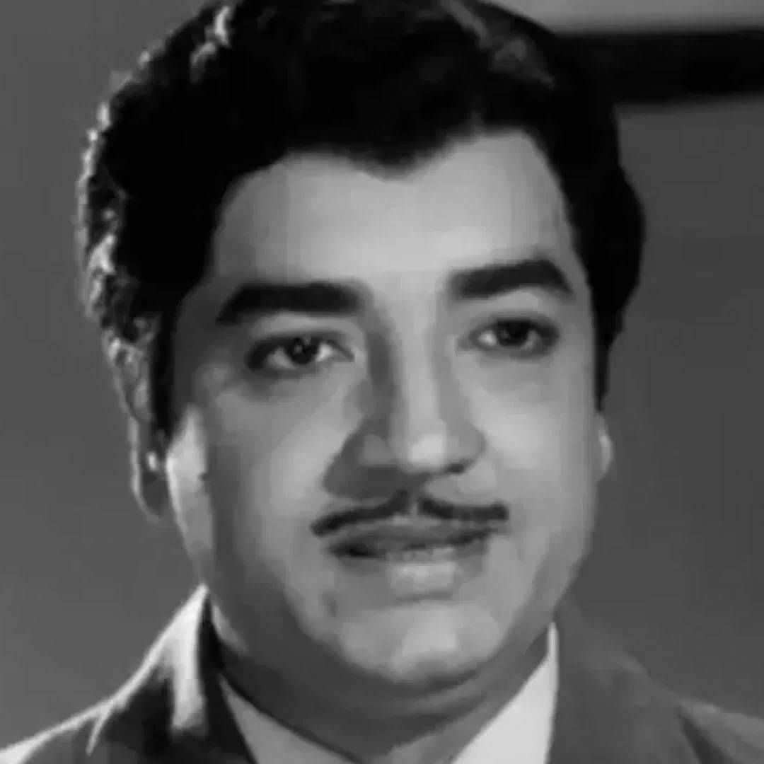 South Actor Biggest Records : भारतात बॉलिवूड आणि साऊथच्या इंडस्ट्रीने एकापेक्षा एक कलाकार दिलेत. अनेक कलाकारांनी आंतरराष्ट्रीय स्तरावर नाव कमावलय. अनेक रेकॉर्ड्स बनवलेत. असाच एक कलाकार आहे प्रेम नाजीर. 