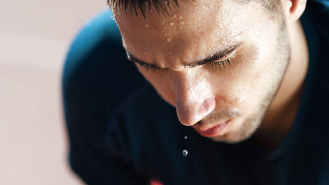 पण आपल्या शरीराचा एक भाग असाही आहे, जिथे कधीच घाम येत नाही कारण तिथे घामाची ग्रंथी ( sweat gland) नसते.