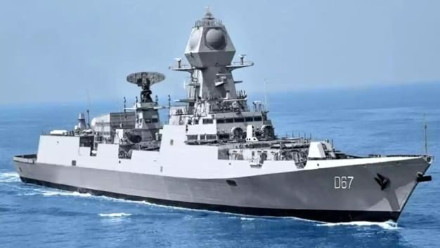 भारताच्या या महाकाय युद्धनौकेचे नाव INS तमाल असे आहे. विशेष म्हणजे परदेशातून भारतीय नौसेनेत दाखल होणारी ही शेवटची युद्धनौका असणार आहे. यानंतर भारताच्या नौसेनेत कोणतीही परदेशी युद्धनौका सामील होणार नाही. 