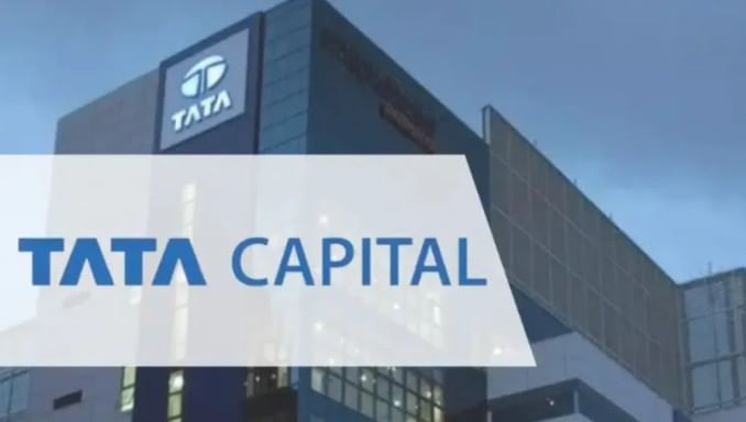 दरम्यान सध्या देशातील प्रसिद्ध असलेल्या टाटा ग्रुपच्या टाटा कॅपिटल या फायनान्स कंपनीचा आयपीओ येणार आहे. गेल्या अनेक दिवसांपासून गुंतवणूकदार या आयपीओची वाट पाहात होते. आता हा आयपीओ कधी येणार हे समोर आले असून या आयपीओच्या माध्यमातून चांगला परतावा मिळवण्याची संधी चालून आल्याचे बोलले जात आहे. 