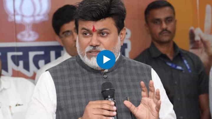 त्यांचं आरक्षण कमी होऊ देणार नाही; उदय सामंतांची मोठी प्रतिक्रिया त्यांचं आरक्षण कमी होऊ देणार नाही; उदय सामंतांची मोठी प्रतिक्रिया