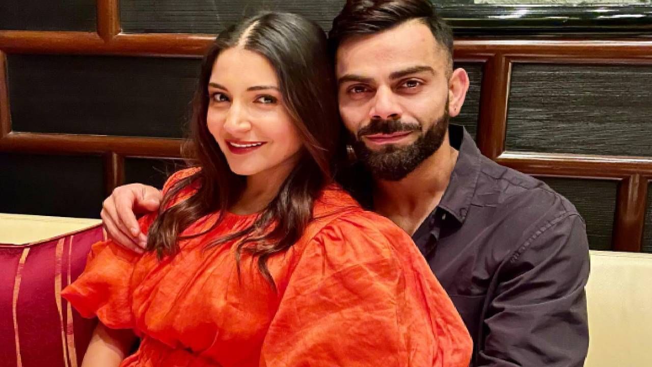 बॉलिवूड अभिनेत्री अनुष्का शर्मा आणि तिचा क्रिकेटपटू पती विराट कोहली हे बॉलिवूडमधील एक पॉवर कपल आहेत. चाहत्यांना ही जोडी खूप आवडते. अनुष्का आणि विराट कधीही कपल गोल्स सेट करण्याची संधी सोडत नाहीत. हे जोडपे त्यांच्या क्षेत्रात खूप यशस्वी झाले आहे. अनुष्काने तिच्या कारकिर्दीत अनेक ब्लॉकबस्टर चित्रपट दिले आहेत, तर विराट कोहली देखील क्रिकेट जगतातील एक स्टार खेळाडू आहे.